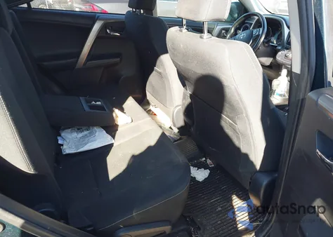 2018 Toyota Rav4 Adventure/Xle z USA, uszkodzony, nr VIN JTMRFREV7JJ734886